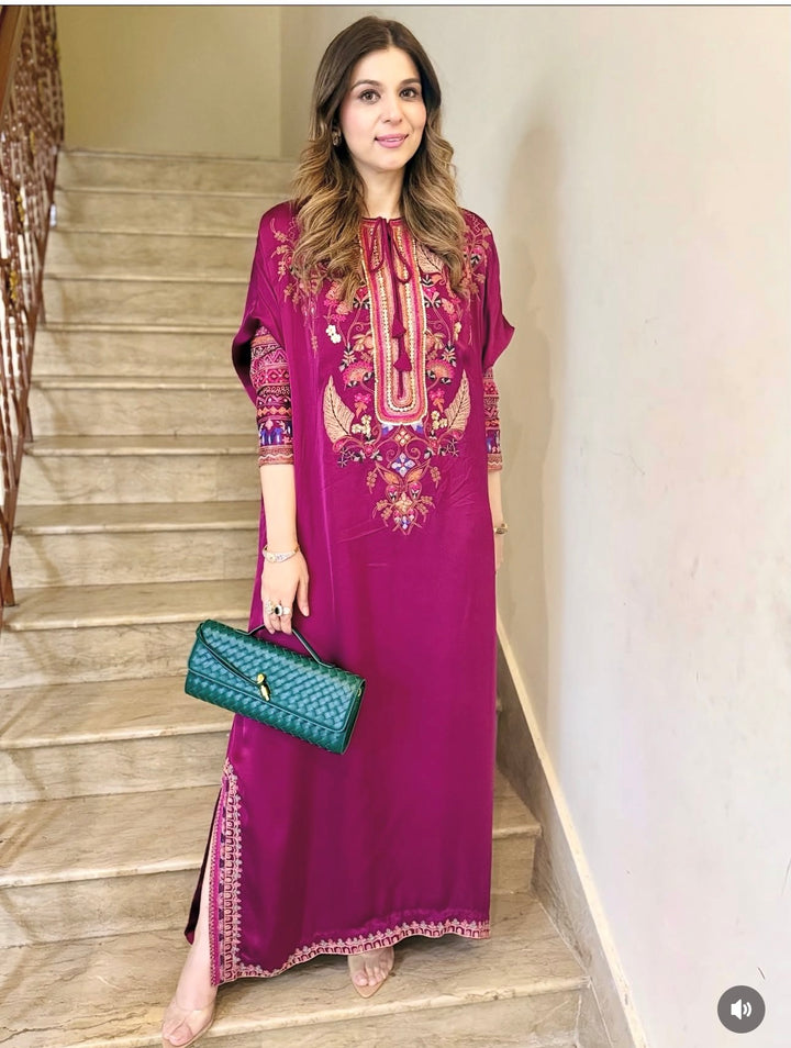 APPLIQUE EMBROIDERED VELVET KAFTAN SFKF04
