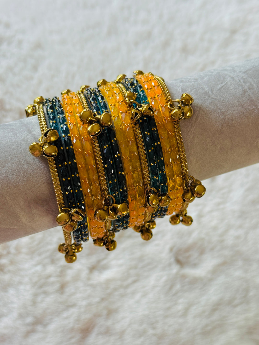 KASHMIRI GUNGROO & GLASS BANGLE SET KGSF04