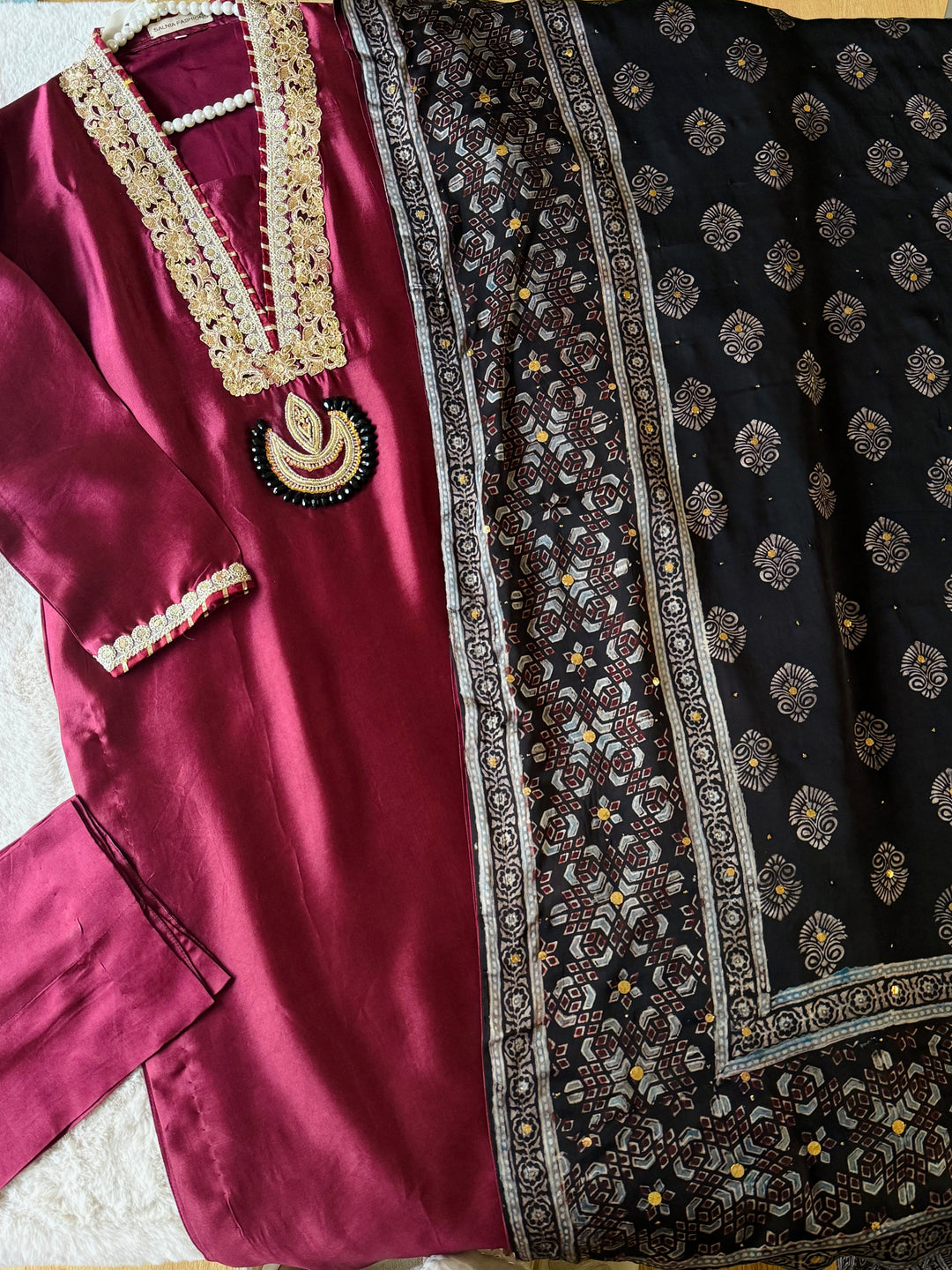 PURE SILK AJRAK SUIT AJSF09