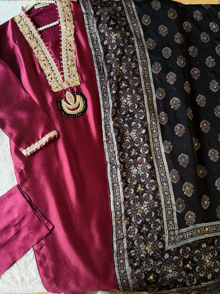 PURE SILK AJRAK SUIT AJSF09