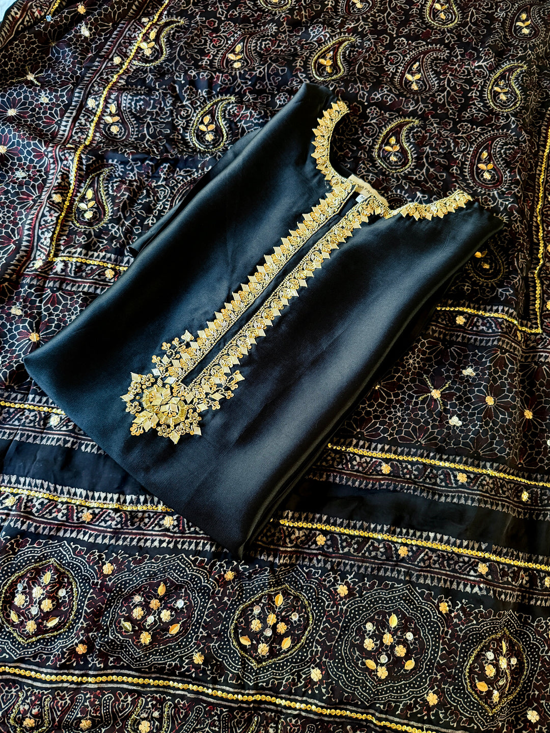 PURE SILK AJRAK SUIT AJSF05