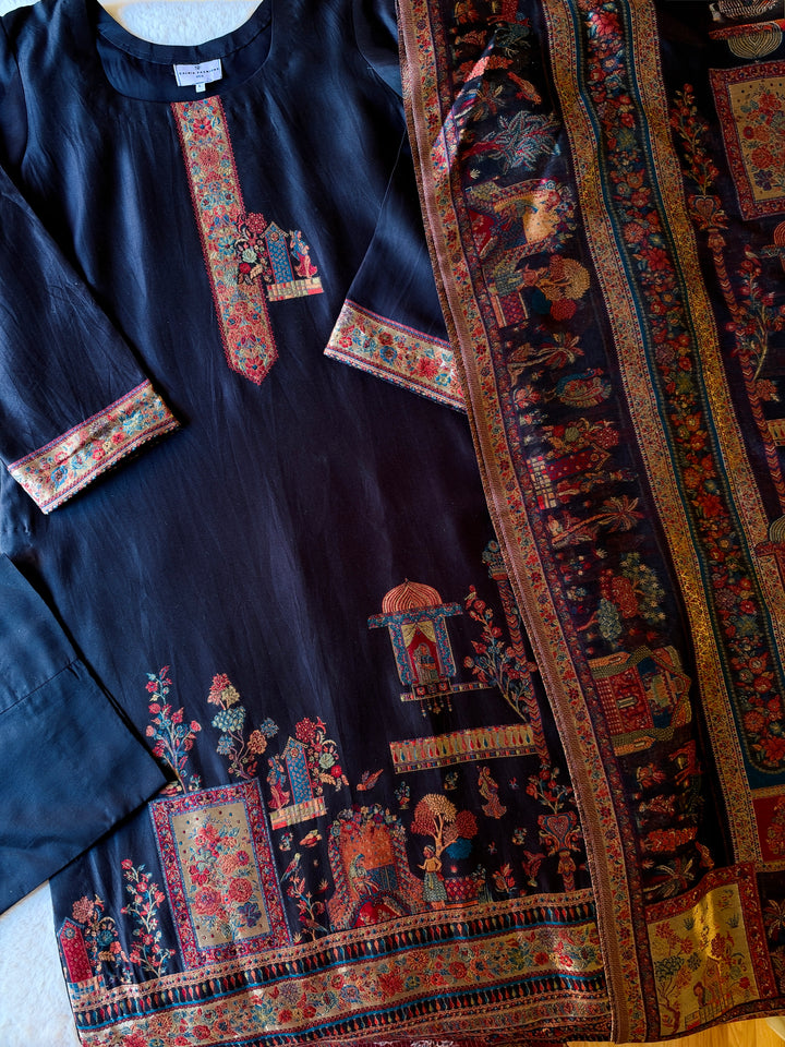 KHANI WOVEN PURE SILK SUIT KNSF03