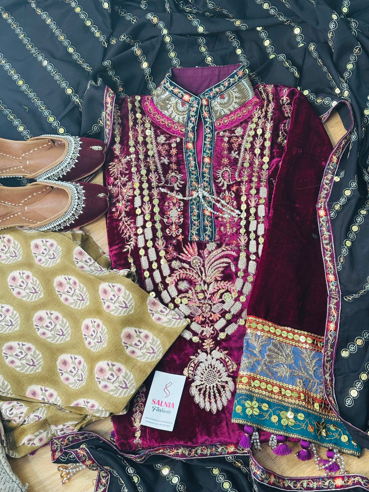 SANASAFINAZ LUXURY WINTER COLLECTION SSF10