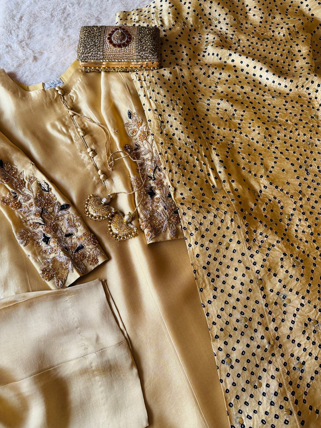 PURE SILK MUKESH CHUNRI SUIT(CUSTOM SERIES) SFCH01