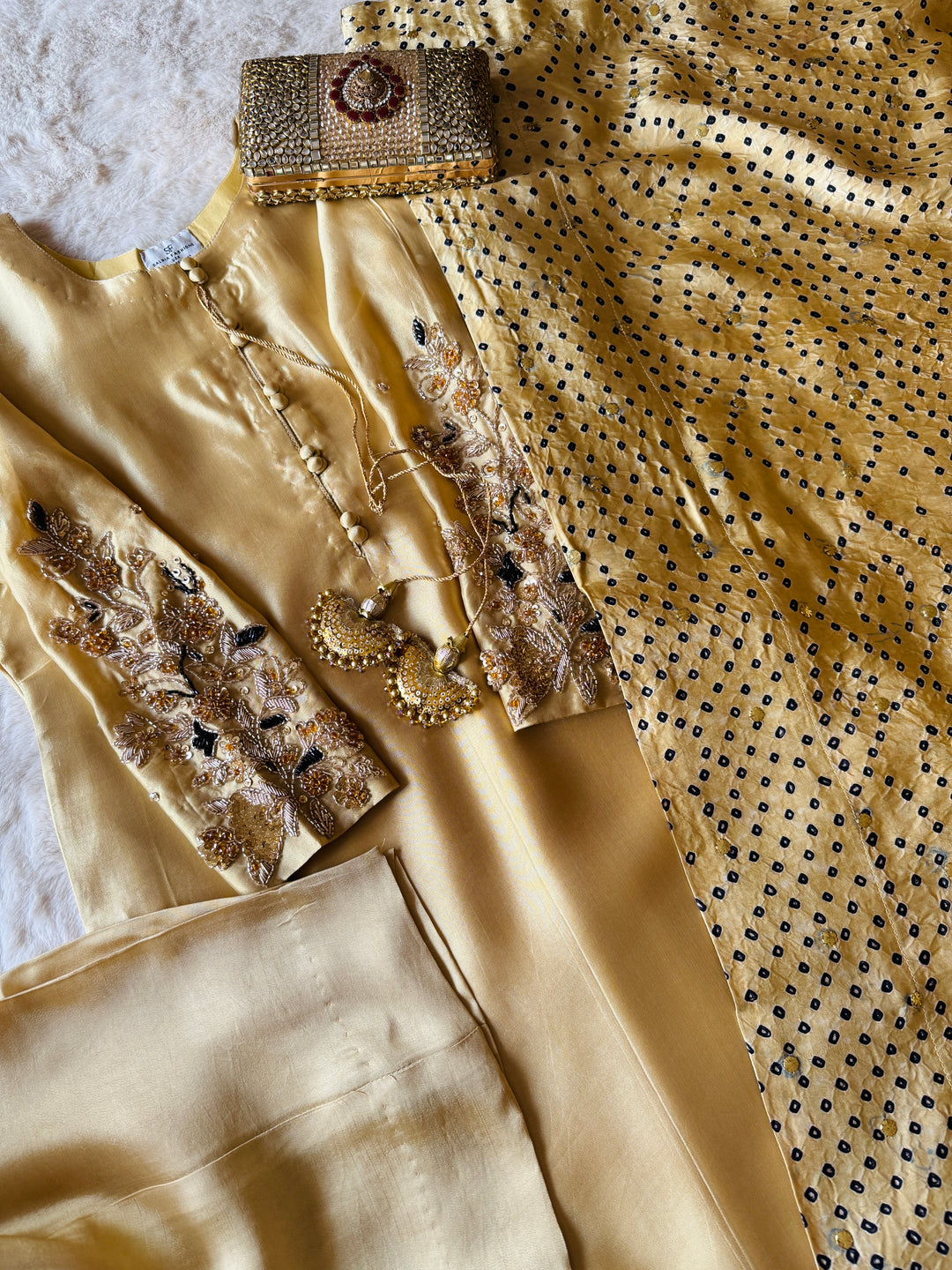 PURE SILK MUKESH CHUNRI SUIT(CUSTOM SERIES) SFCH01