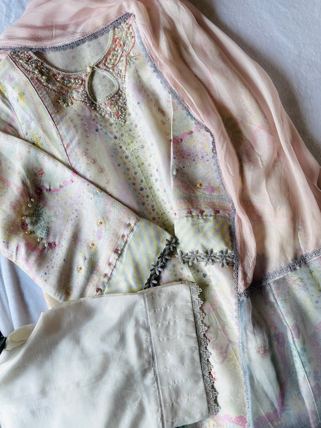 ANSAB JAHANGIR DIGITAL SILK INAYA