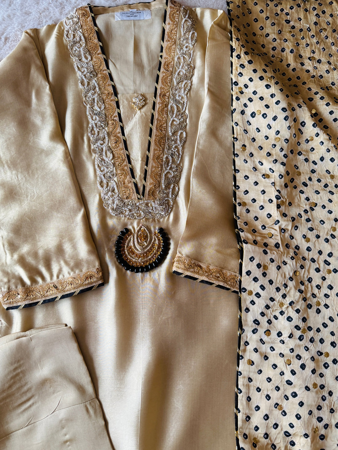 PURE SILK MUKESH CHUNRI SUIT(CUSTOM SERIES) SFCH02