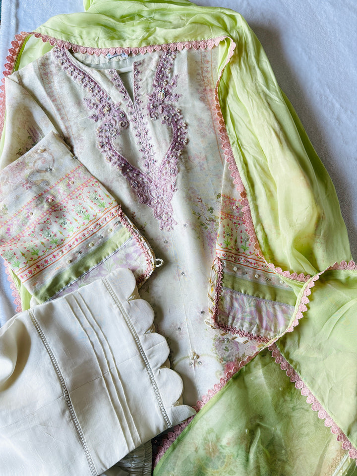 ANSAB JAHANGIR DIGITAL SILK HAREEM