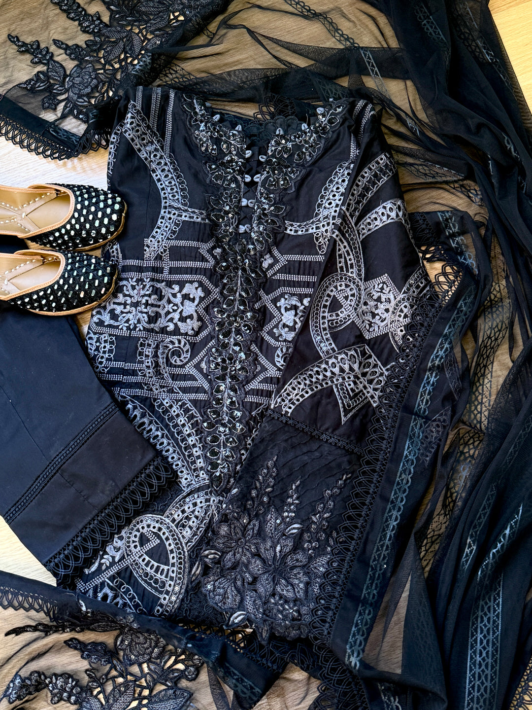 MARIAB LUXURY LAWN COLLECTION 12B