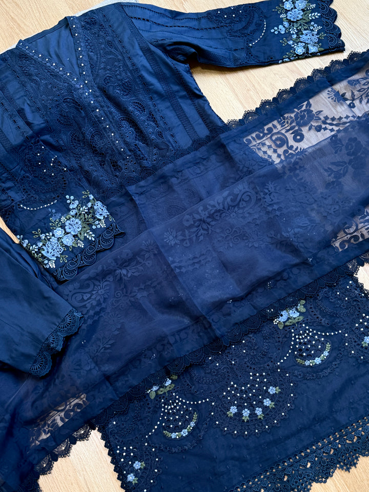 MARIAB LUXURY LAWN COLLECTION 4B