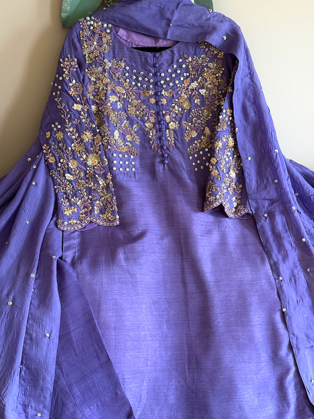 CUSTOM SERIES PARTYWEAR SUIT CSSF05