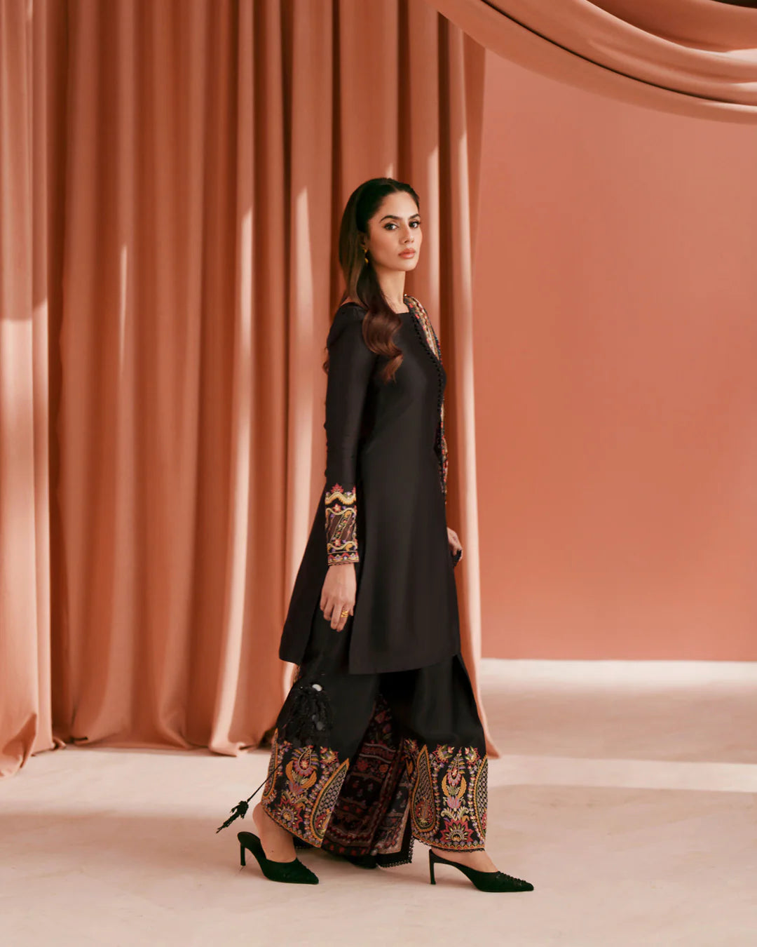FAIZA SAQLAIN LUXE SILK EIDT LULIA