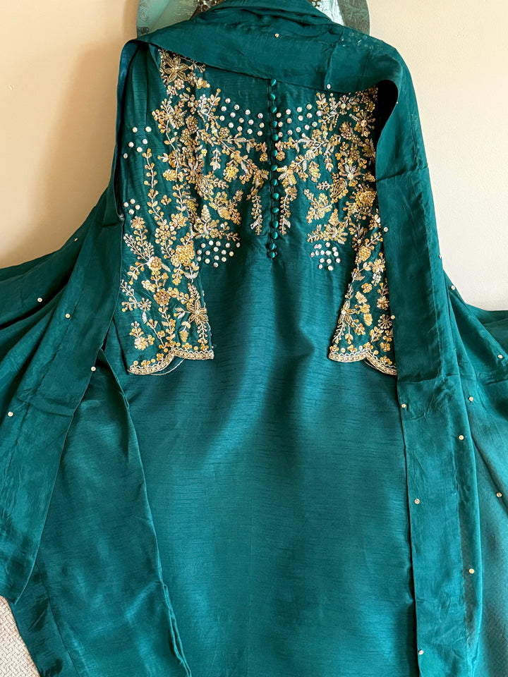 CUSTOM SERIES PARTYWEAR SUIT CSSF06