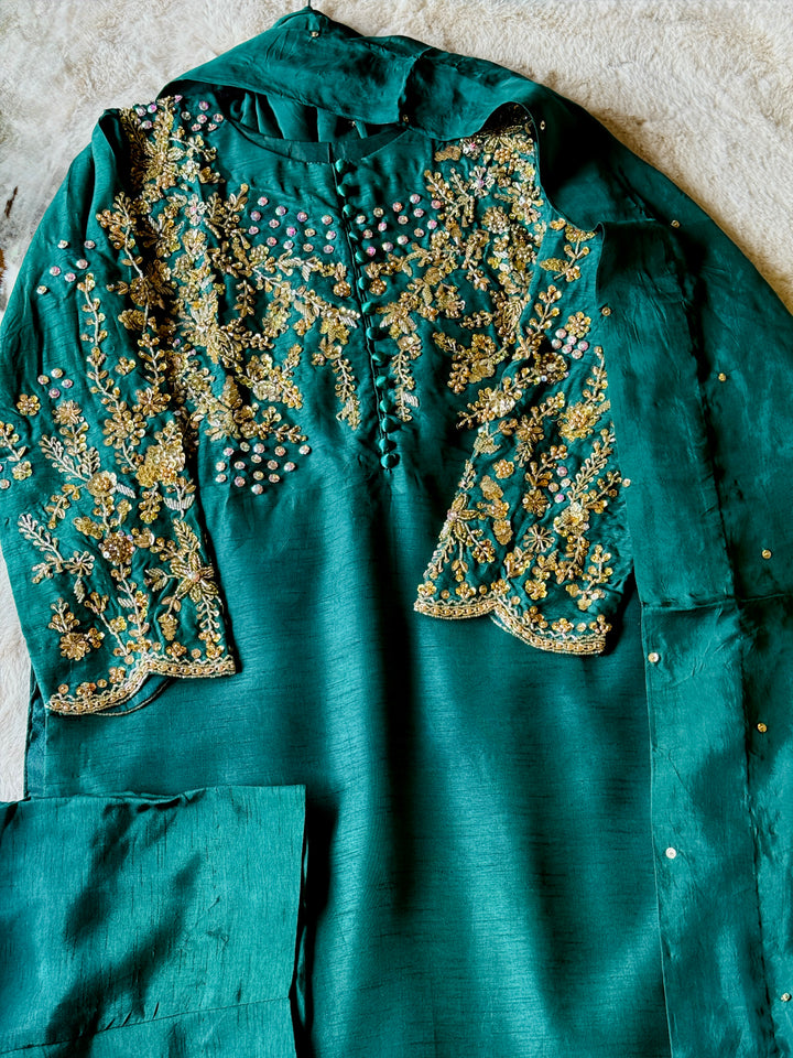 CUSTOM SERIES PARTYWEAR SUIT CSSF06