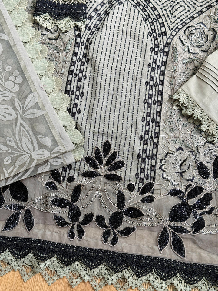 MARIAB LUXURY LAWN COLLECTION 10B