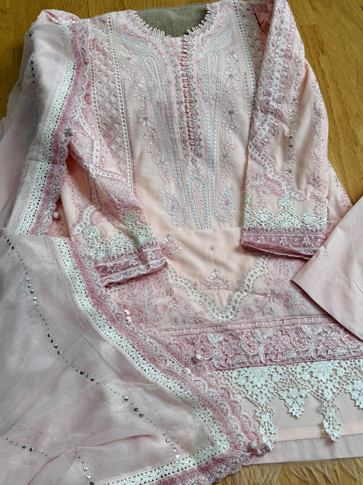 MARIAB LUXURY LAWN COLLECTION 11A