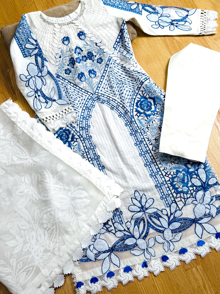 MARIAB LUXURY LAWN COLLECTION 10A