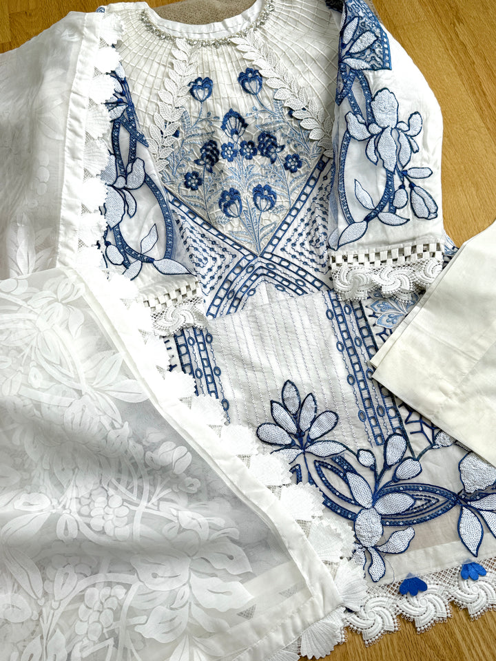 MARIAB LUXURY LAWN COLLECTION 10A