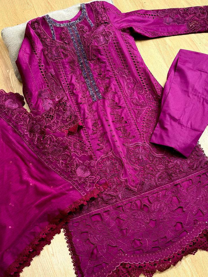 MARIAB LUXURY LAWN COLLECTION 2B