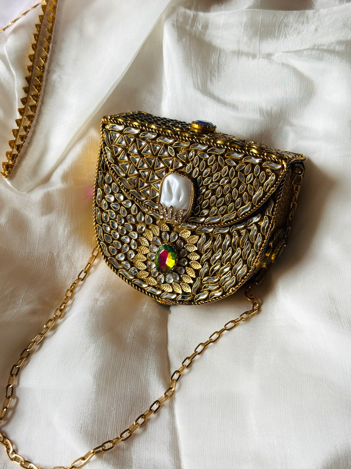 KUNDAN CLUTCH RANI