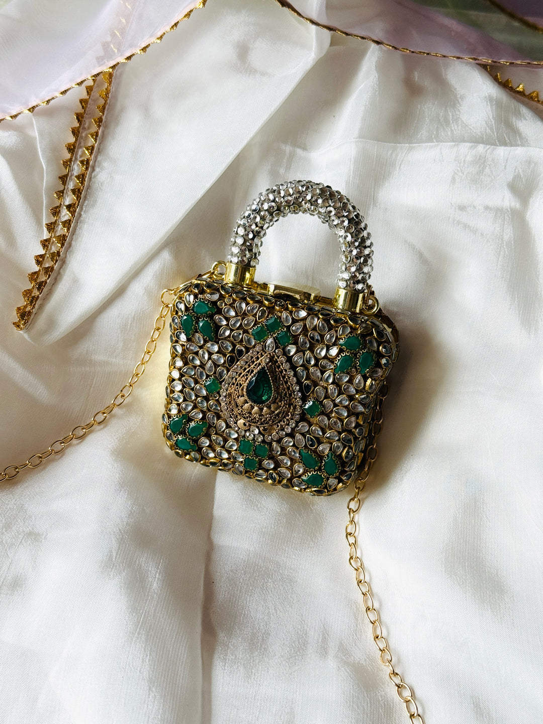 KUNDAN CLUTCH DAZZLE