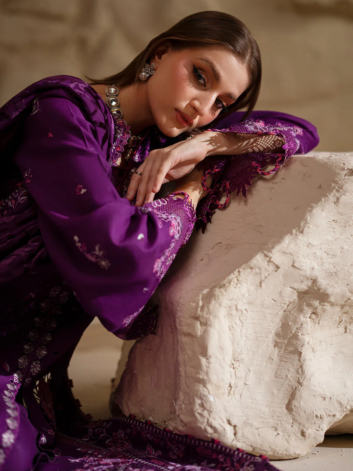 EMBROIDERED LINEN SUIT WITH PALACHI DUPATTA PLSF02