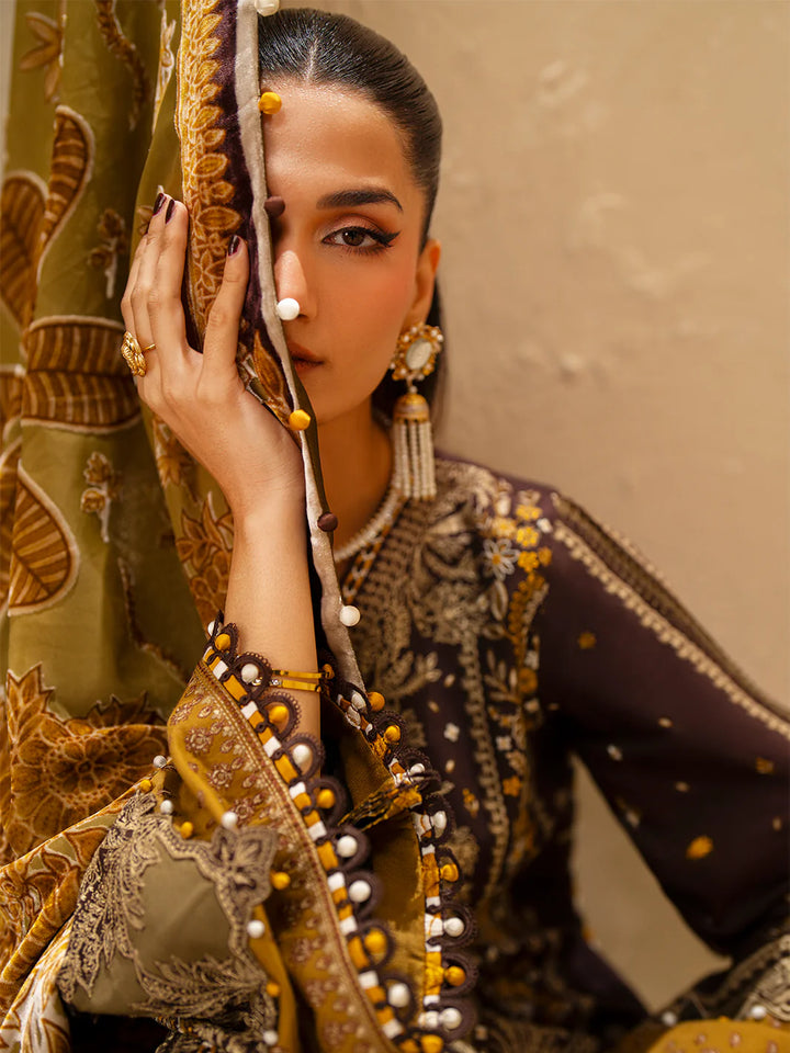 EMBROIDERED LINEN SUIT WITH PALACHI DUPATTA PLSF04