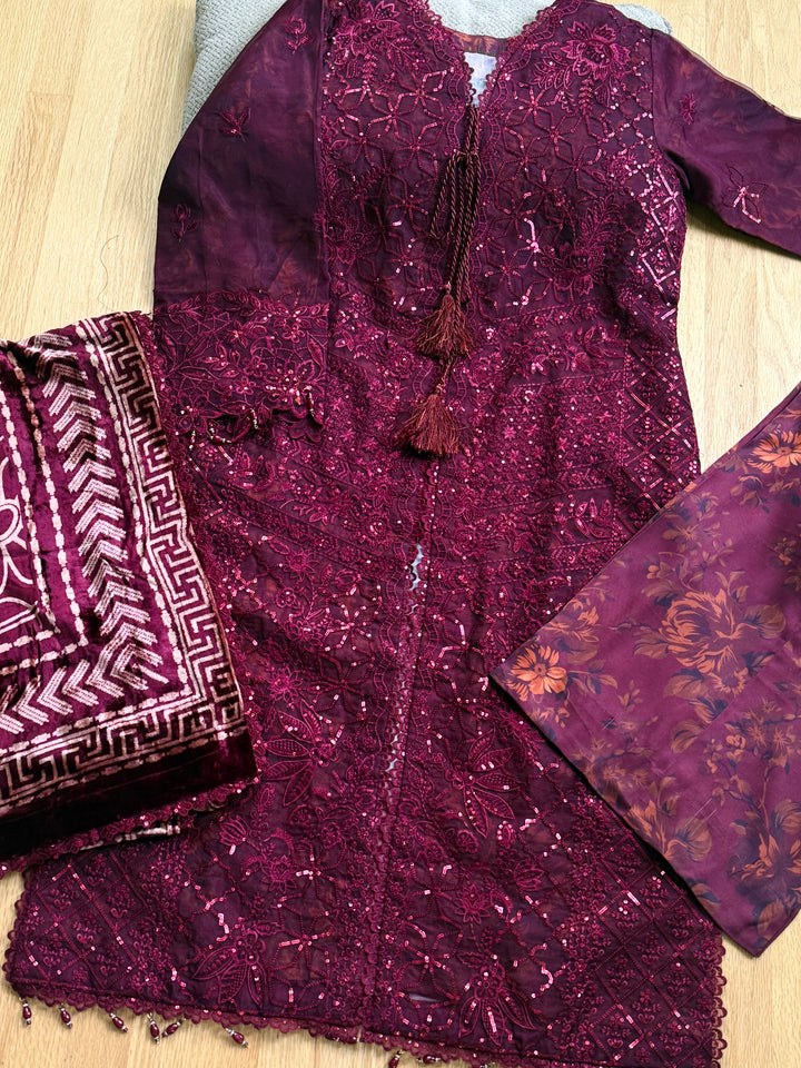 EMBROIDERED LINEN SUIT WITH PALACHI DUPATTA PLSF09