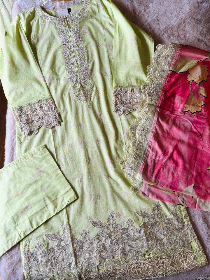 EMBROIDERED CASUAL WEAR LAWN 3-PC SUITS CWSF10