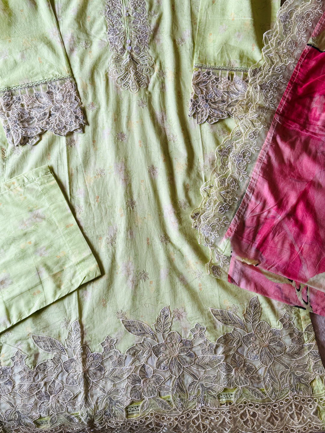 EMBROIDERED CASUAL WEAR LAWN 3-PC SUITS CWSF10