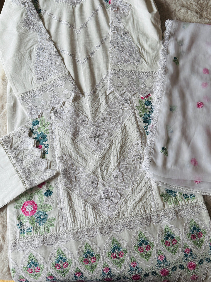 EMBROIDERED CASUAL WEAR LAWN 3-PC SUITS CWSF11