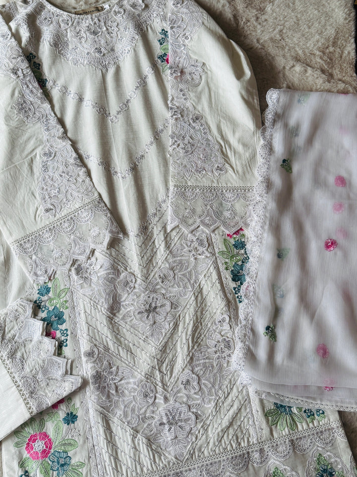 EMBROIDERED CASUAL WEAR LAWN 3-PC SUITS CWSF11