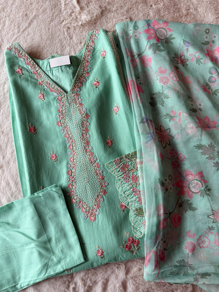 EMBROIDERED CASUAL WEAR LAWN 3-PC SUITS CWSF15