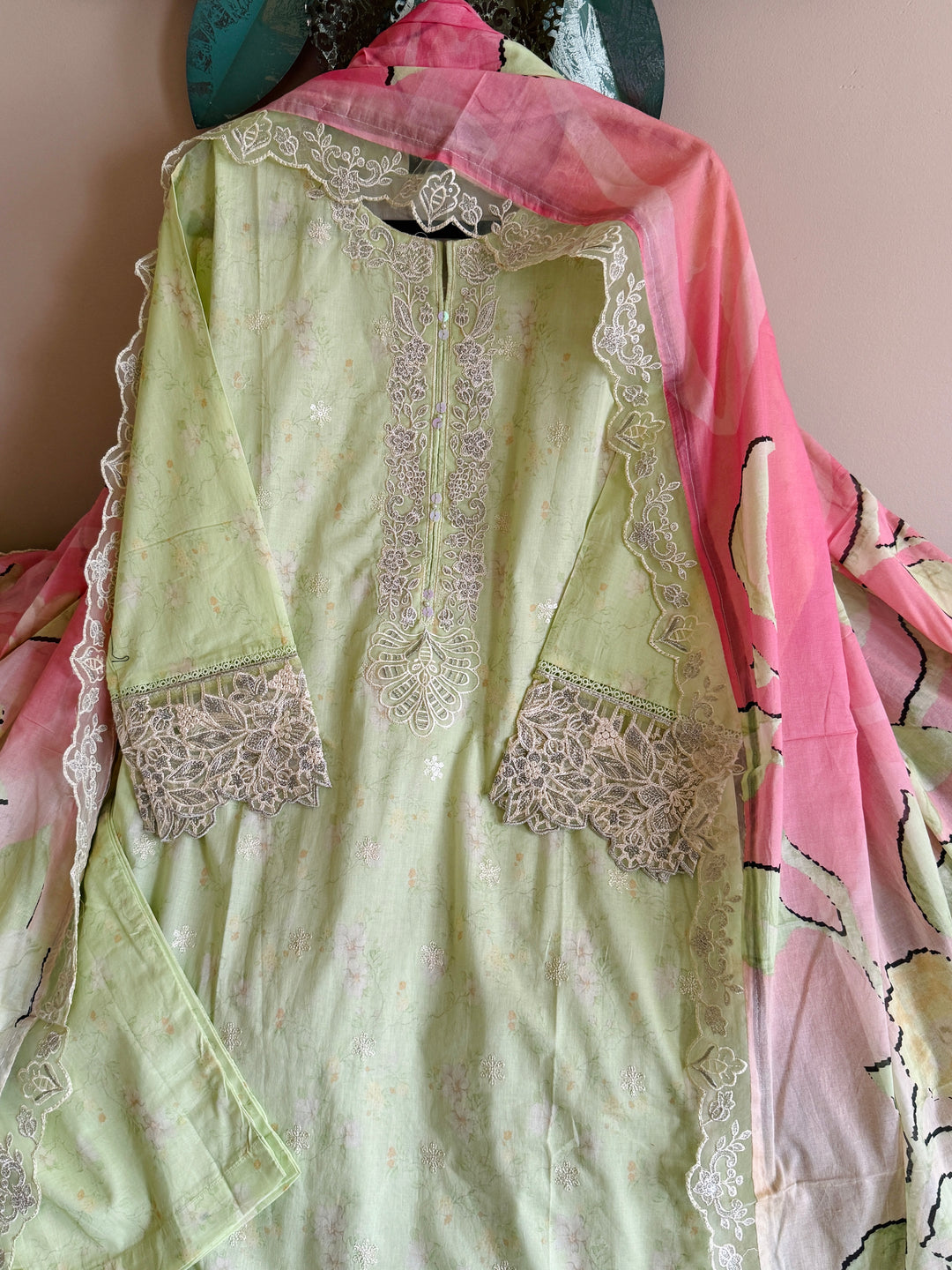 EMBROIDERED CASUAL WEAR LAWN 3-PC SUITS CWSF10