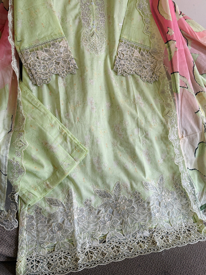EMBROIDERED CASUAL WEAR LAWN 3-PC SUITS CWSF10