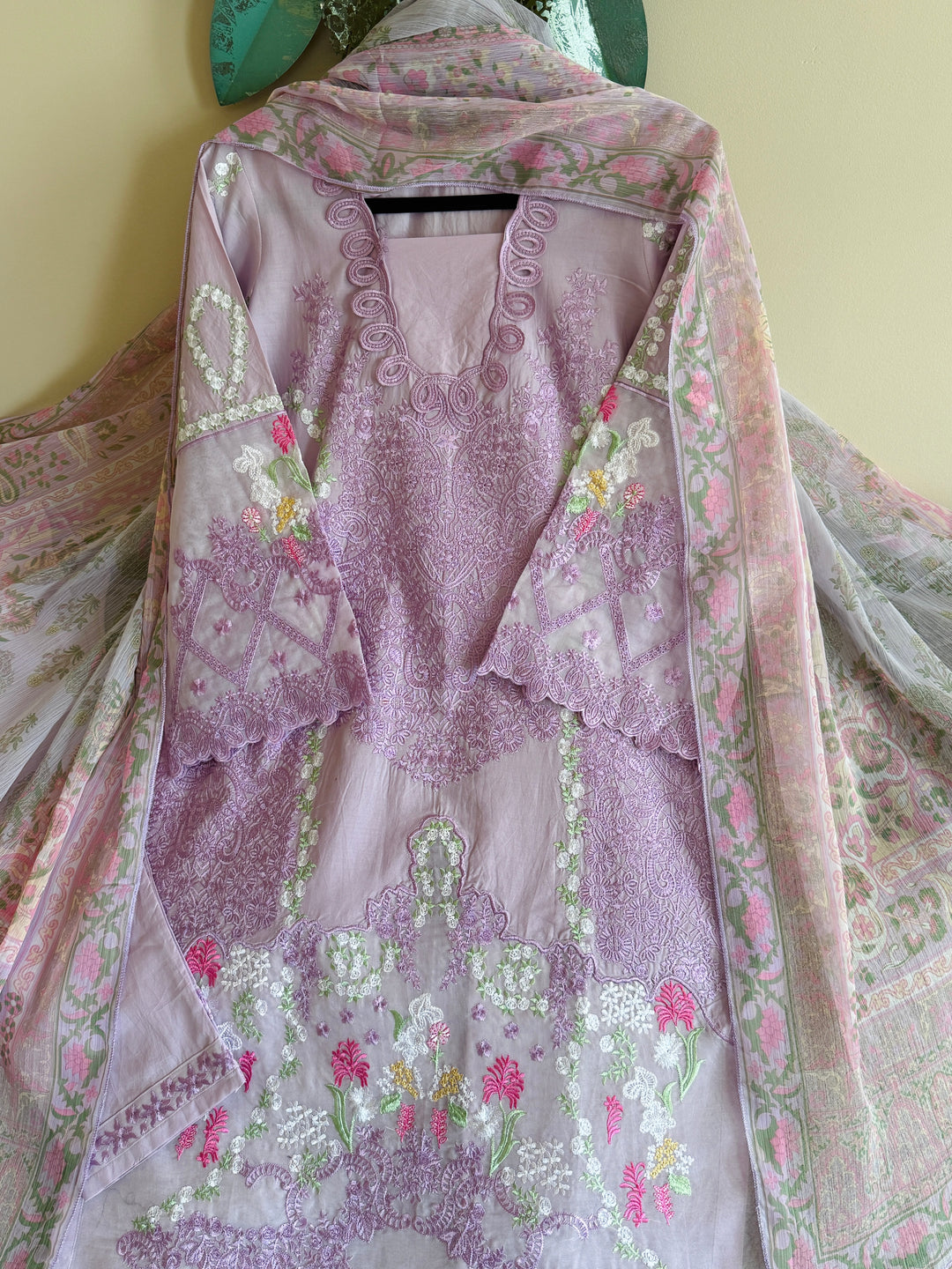 EMBROIDERED CASUAL WEAR LAWN 3-PC SUITS CWSF13