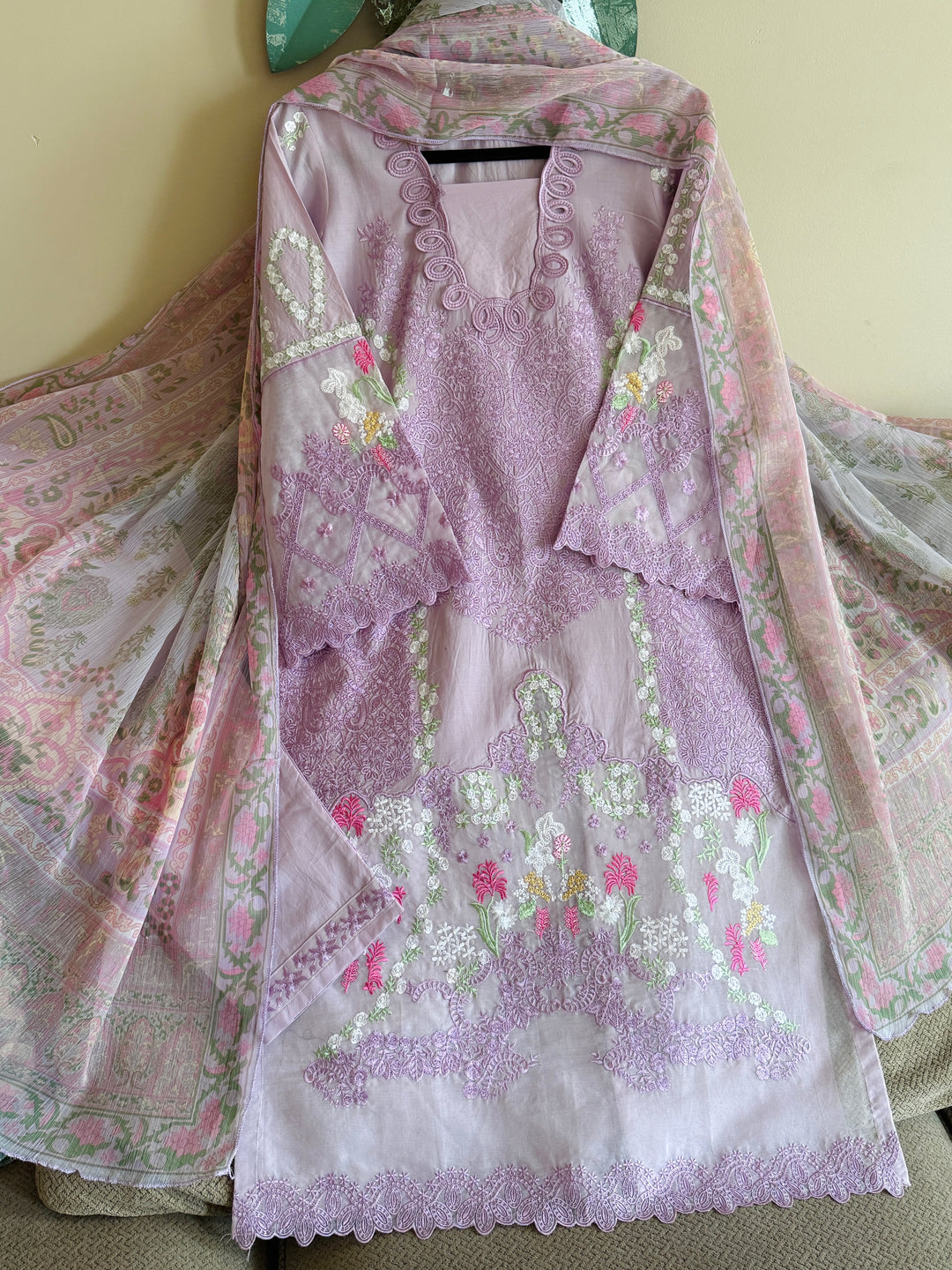 EMBROIDERED CASUAL WEAR LAWN 3-PC SUITS CWSF13