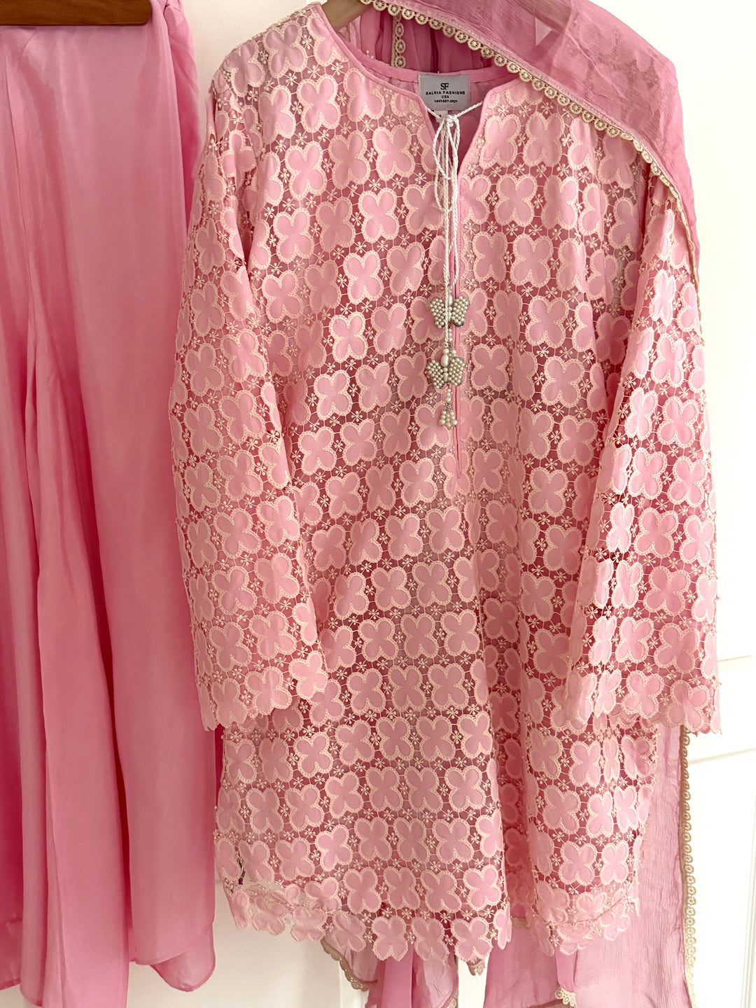 GRIP CROSHET SET WITH BOX PLEATED SILK PANTS GRSF02