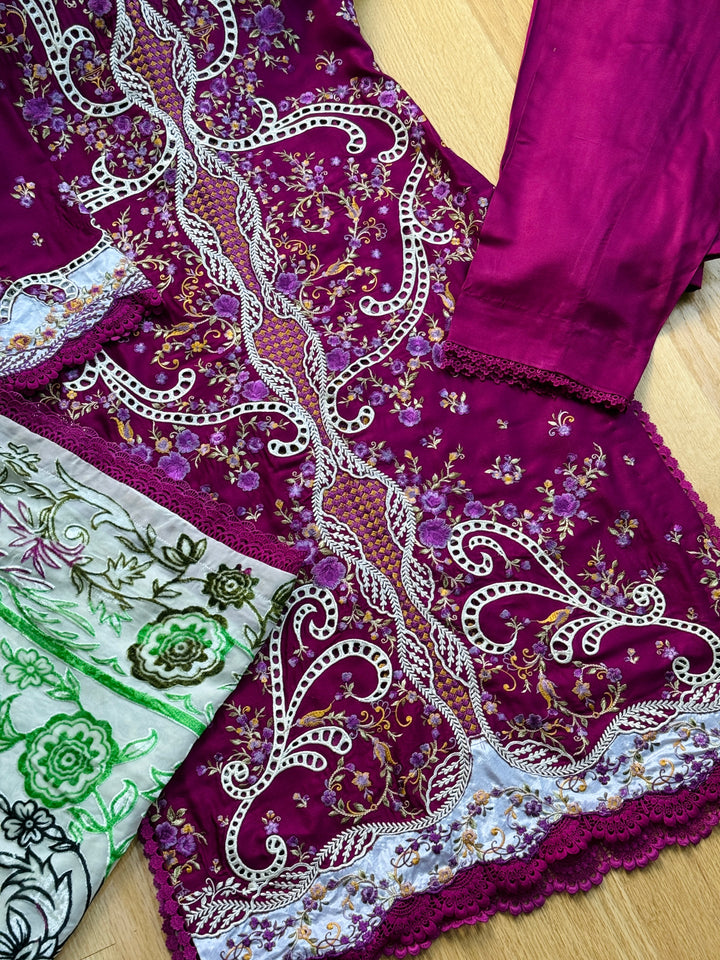 EMBROIDERED LINEN SUIT WITH PALACHI DUPATTA PLSF06