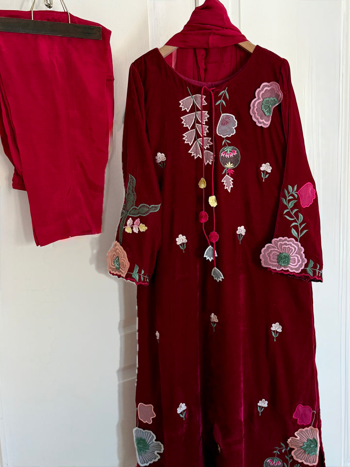 APPLIQUE EMBROIDERED VELVET KAFTAN SFKF02