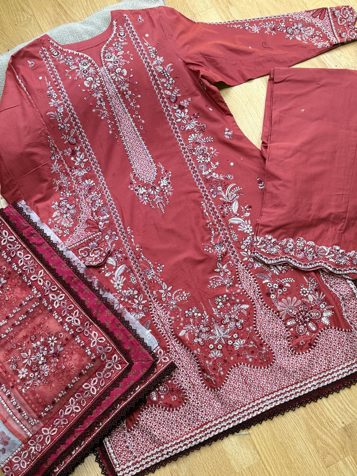 HUSSAIN REHAR LUXURY LAWN COLLECTION 2025 FLARE