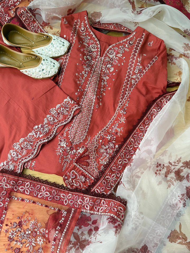 HUSSAIN REHAR LUXURY LAWN COLLECTION 2025 FLARE