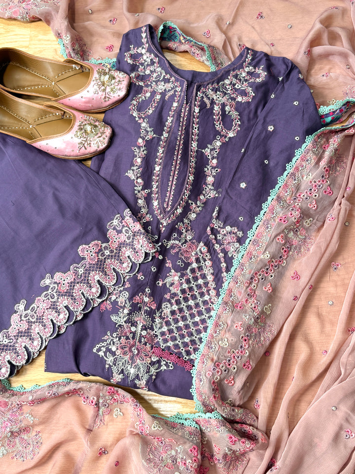 HUSSAIN REHAR LUXURY LAWN COLLECTION 2025 IRRIS