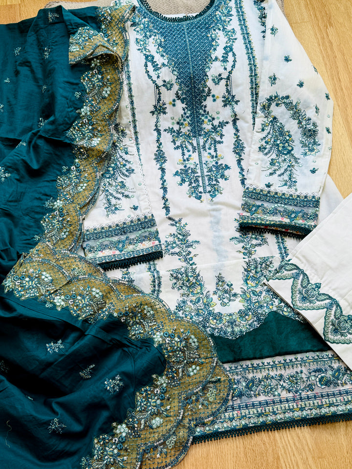HUSSAIN REHAR LUXURY LAWN COLLECTION 2025 VEIL