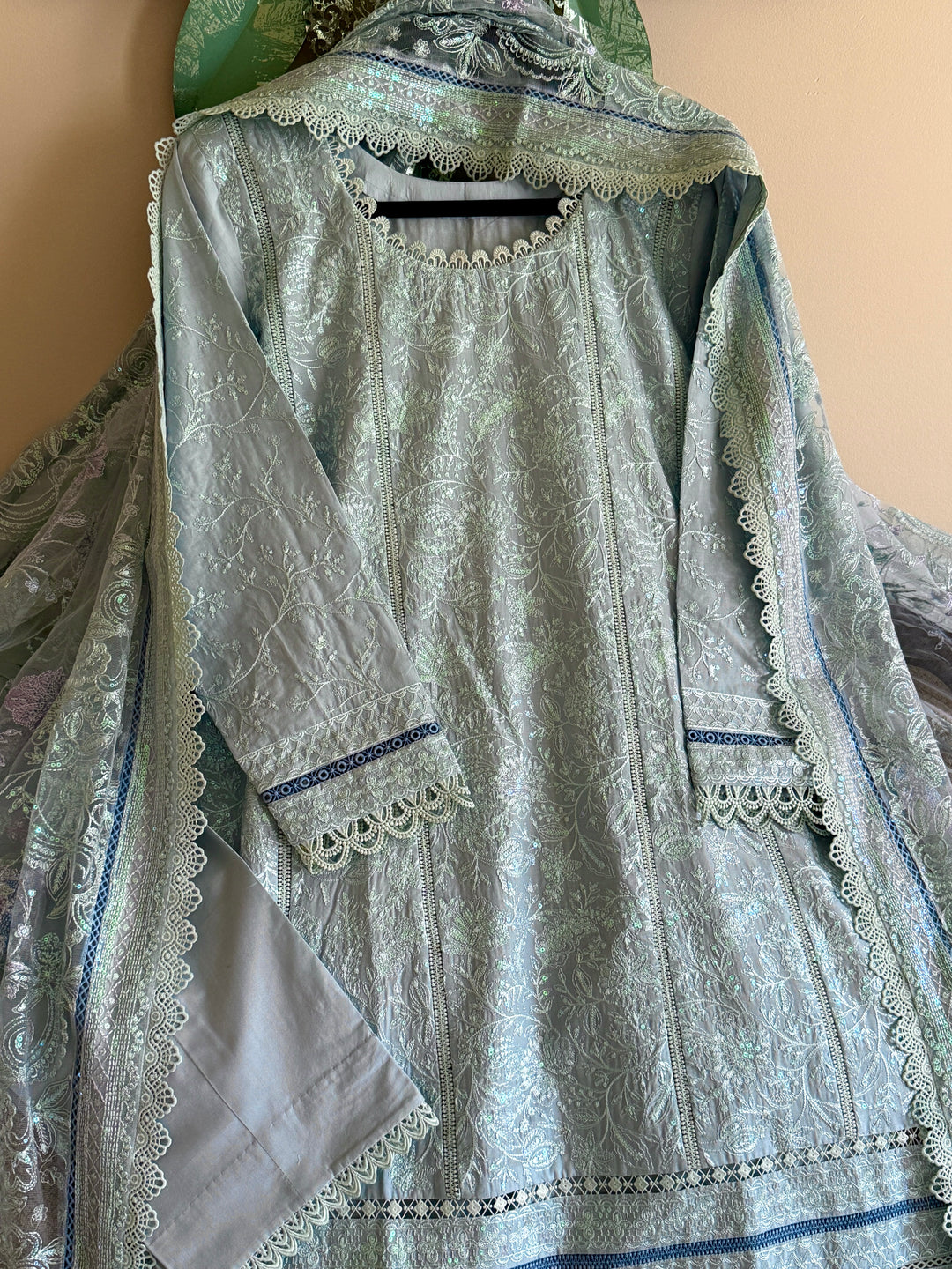 SOBIA NAZIR LUXURY COLLECTION SNSF4A