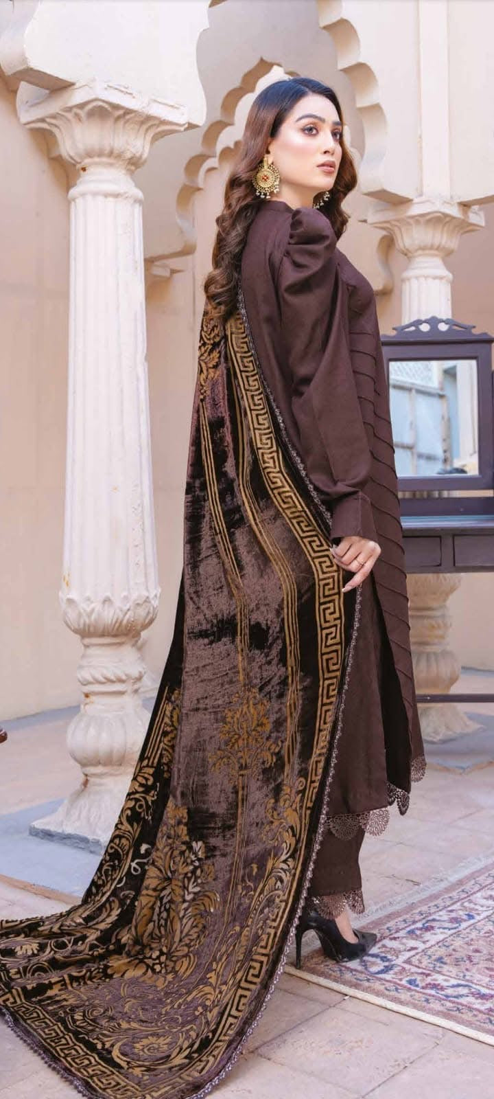 LINEN SUIT WITH PALACHI DUPATTA PLSF06