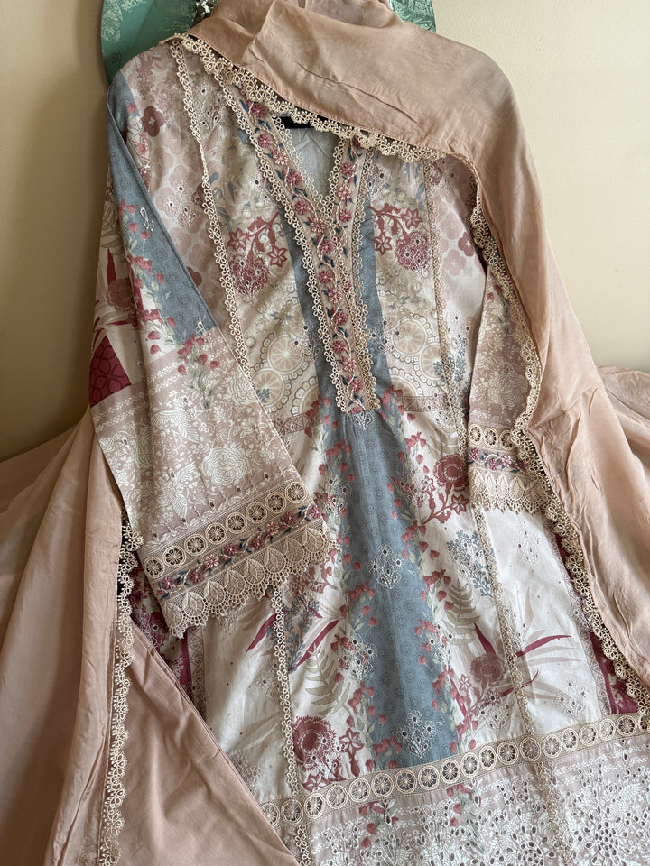 ANSAB JAHANGIR CHIKAN EDIT DOROTHY
