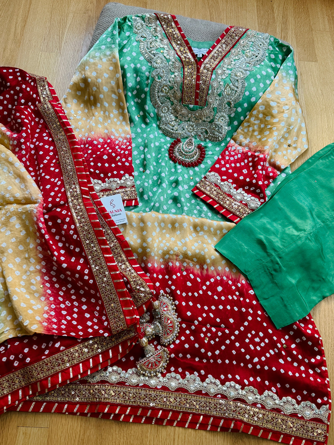 PURE SILK CHUNRI SUIT(CUSTOM SERIES) SFCH02