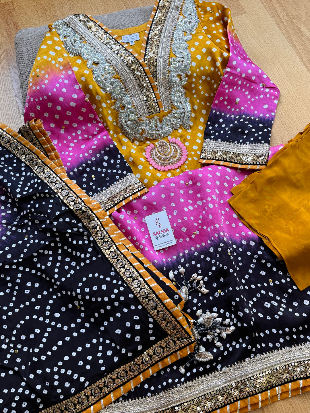 PURE SILK CHUNRI SUIT(CUSTOM SERIES) SFCH05