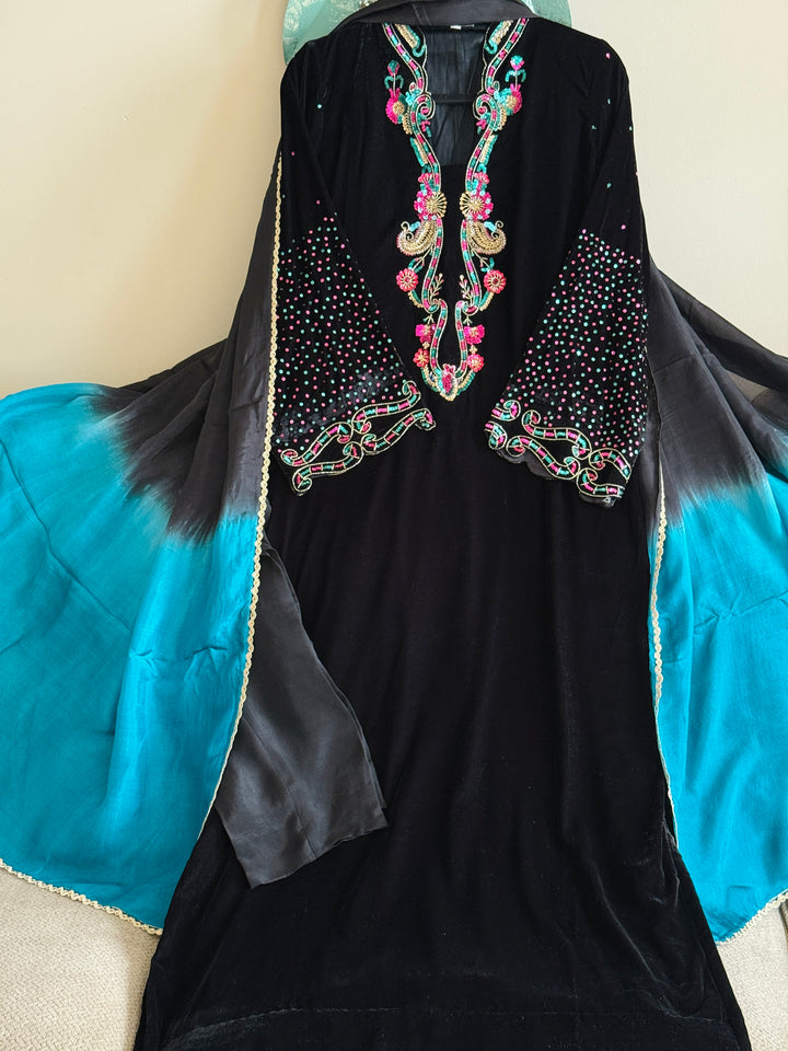 HANDWORK EMBROIDERED VELVET KAFTAN SFKF01